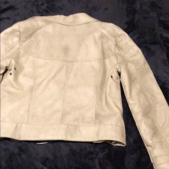 Cream color leather jacket - Picture 6 of 6